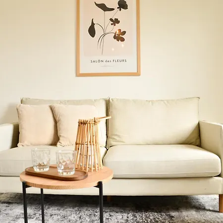 Milpau 2 - Premium-apartment - 4 Personen Mit Queensize-bett Und Einzelbetten - Zentral, Nespresso Und Smart-tv Apartment Bottrop