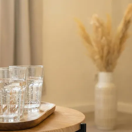 Milpau 2 - Premium-apartment - 4 Personen Mit Queensize-bett Und Einzelbetten - Zentral, Nespresso Und Smart-tv Bottrop