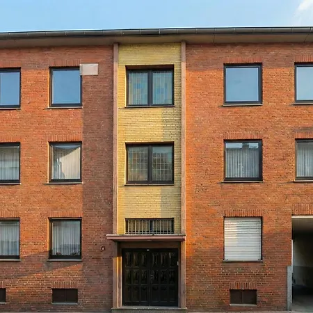 Milpau 2 - Premium-apartment - 4 Personen Mit Queensize-bett Und Einzelbetten - Zentral, Nespresso Und Smart-tv *